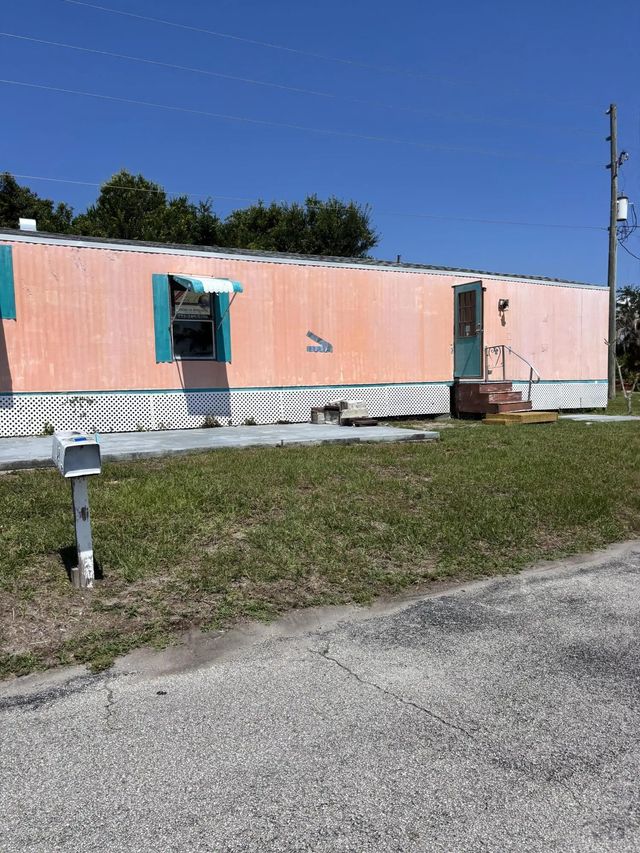 2 of 3 - 2023 Saint Lucie Boulevard #186, Fort Pierce, FL