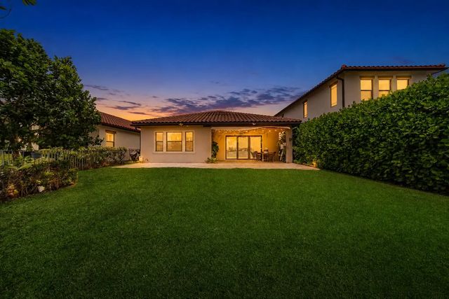 3 of 70 - 11850 N Baypoint Circle, Parkland, FL