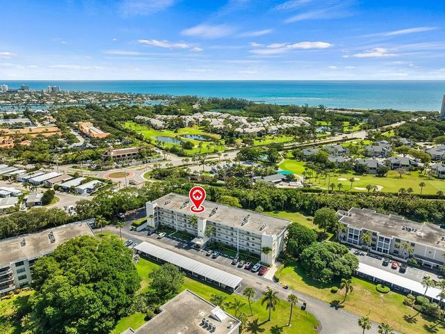 5 of 35 - 300 N Highway A1a #203c, Jupiter, FL