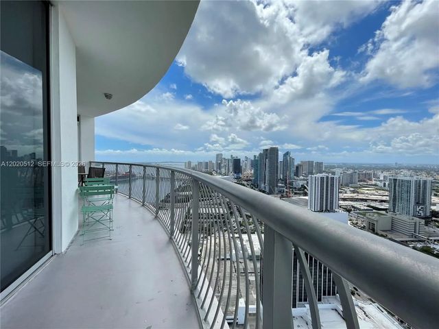 3 of 32 - 1750 N Bayshore Drive #5614, Miami, FL