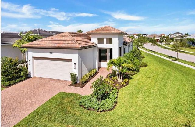 5501 Santa Rosa Lane, Westlake