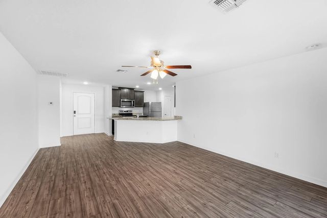 3 of 33 - 5412 Jamboree Drive, Fort Pierce, FL