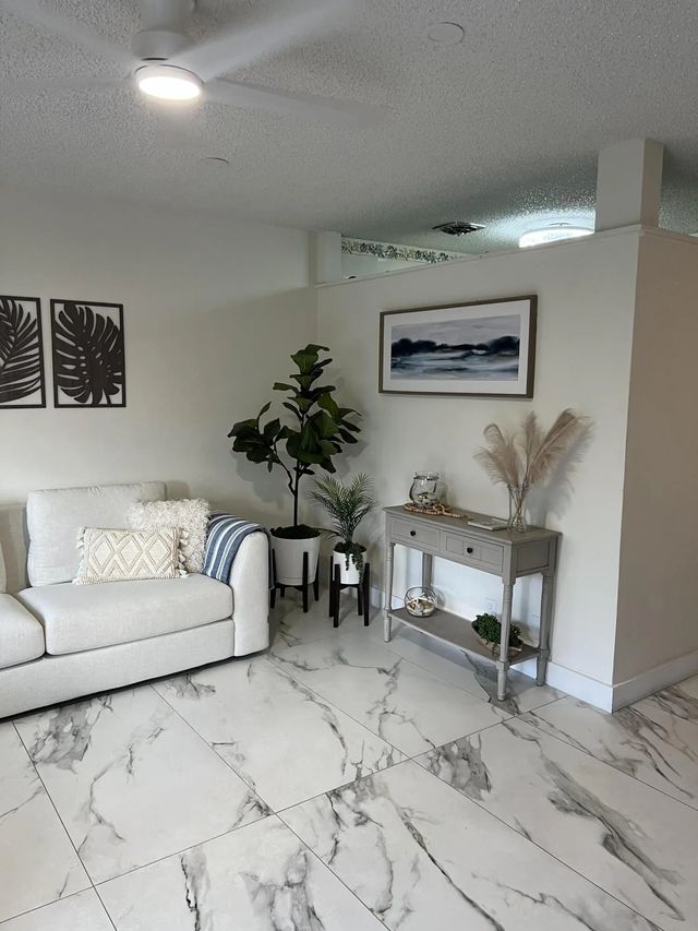 4 of 20 - 900 Sw 10th Terrace #s20, Hallandale Beach, FL