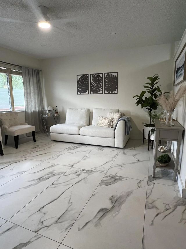5 of 20 - 900 Sw 10th Terrace #s20, Hallandale Beach, FL