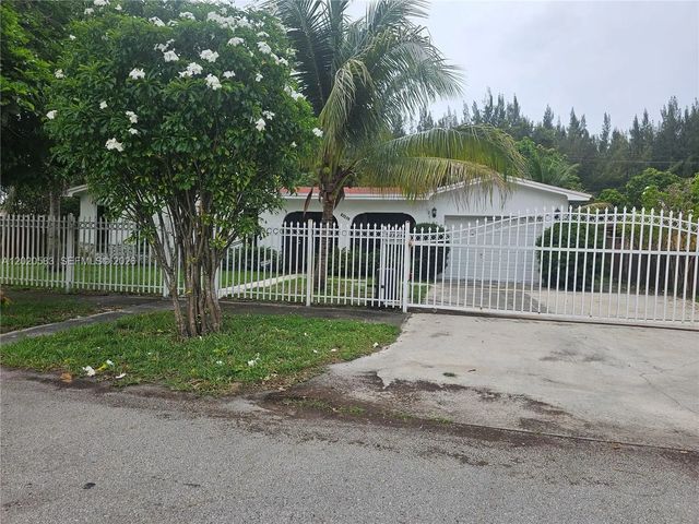 3 of 19 - 15851 Nw 37th Court, Miami Gardens, FL