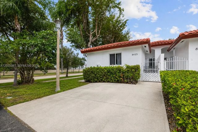 8423 Sw 209th Street, Cutler Bay