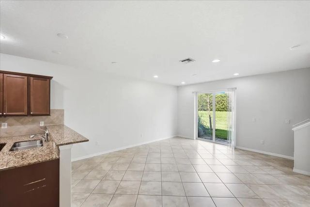3 of 47 - 1069 Normandie Way, Vero Beach, FL