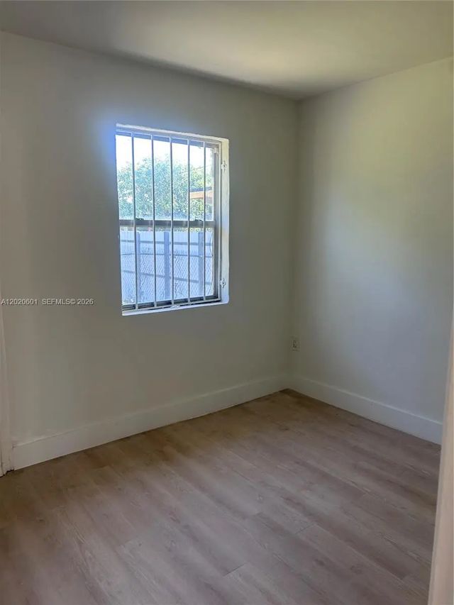 4 of 7 - 1820 Nw 73rd Street, Miami, FL