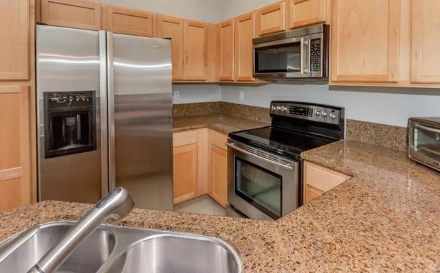 2 of 12 - 3019 Laurel Ridge Circle, Riviera Beach, FL