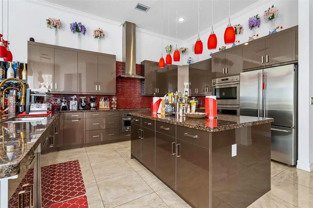 3 of 95 - 5703 N Sterling Ranch Drive, Davie, FL