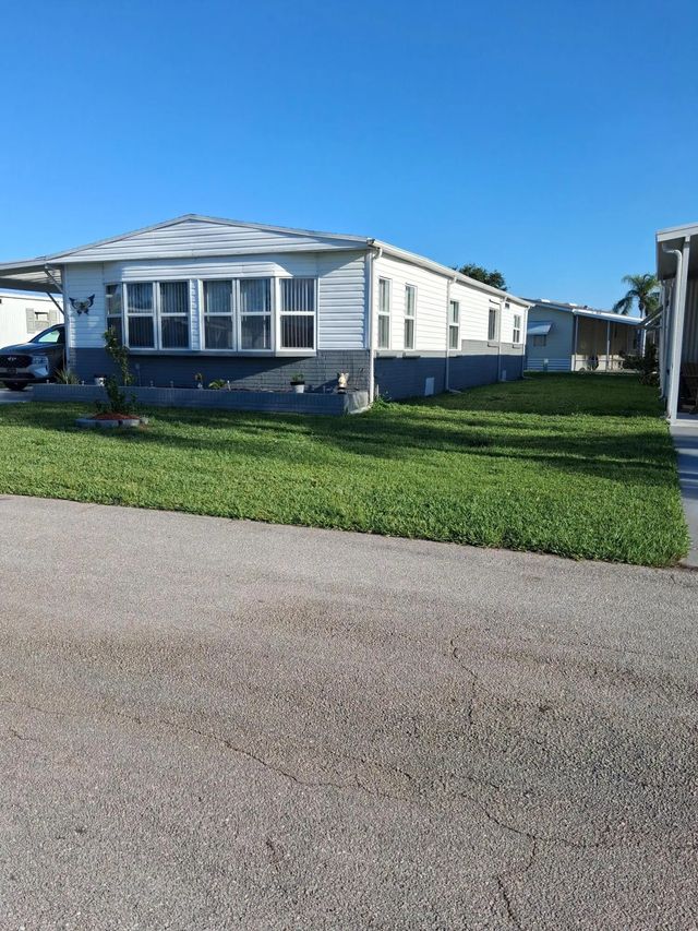 20 Flores Del Way, Fort Pierce