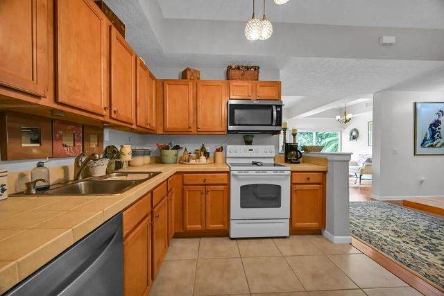 4 of 46 - 568 7th Square, Vero Beach, FL