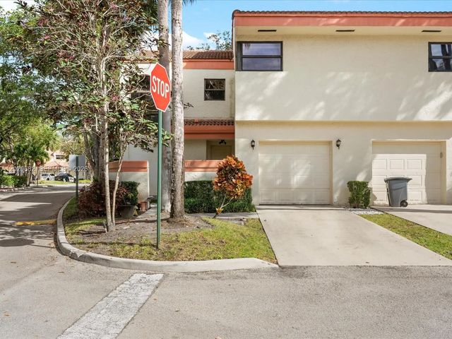 3400 Emerald Oaks Drive #801, Hollywood