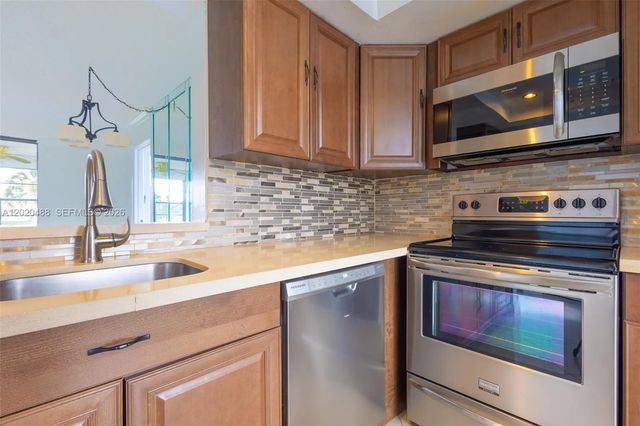3 of 33 - 7350 Nw 18th Street #206, Margate, FL