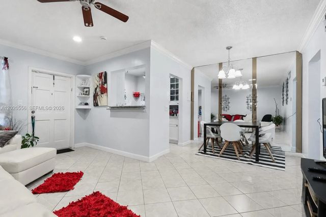 5 of 13 - 2219 Polk Street #5a, Hollywood, FL