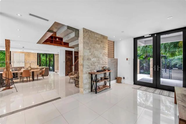 2 of 73 - 994-990 Ne 78th, Miami, FL