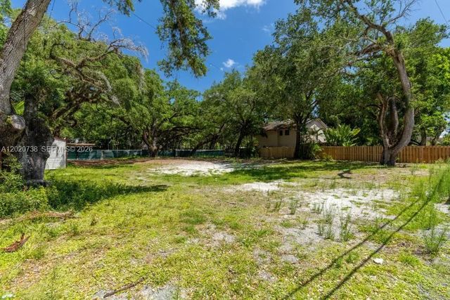 2 of 5 - 5941 Sw 36th Terrace, Dania Beach, FL
