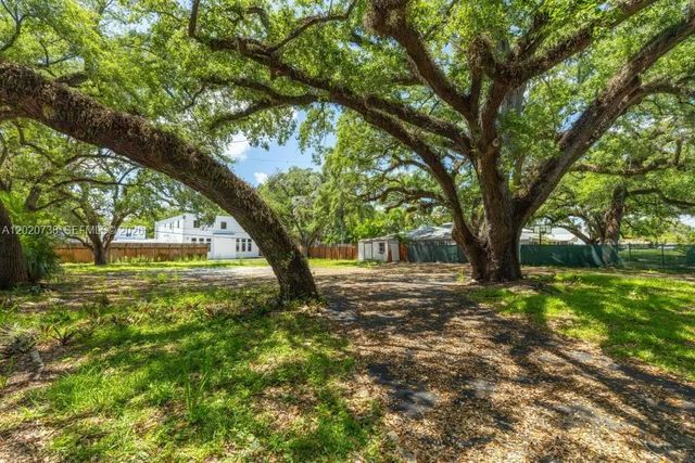 3 of 5 - 5941 Sw 36th Terrace, Dania Beach, FL