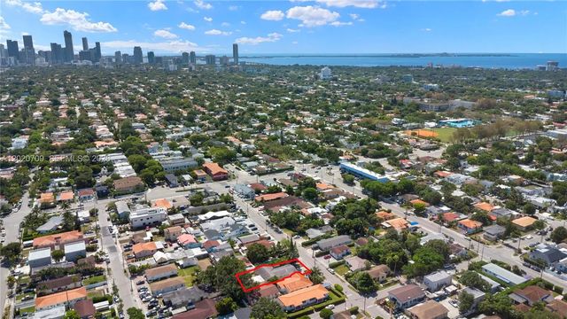 2275 Sw 15th Street, Miami