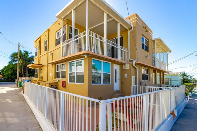 2 of 58 - 300 Georgia Street #1-5, Hollywood, FL