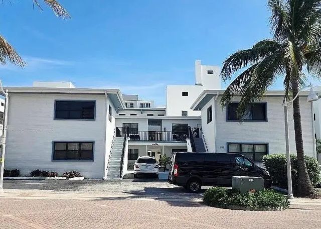 3 of 18 - 322 Harding Street #b205, Hollywood, FL