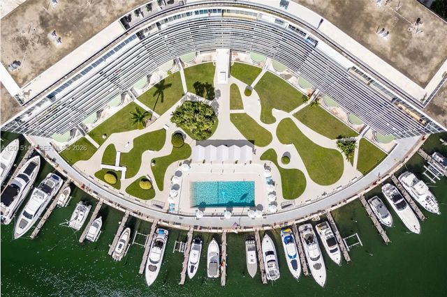 2 of 7 - 900 Bay Drive, Miami Beach, FL