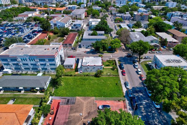 5 of 12 - 512 Sw 6th Avenue, Miami, FL