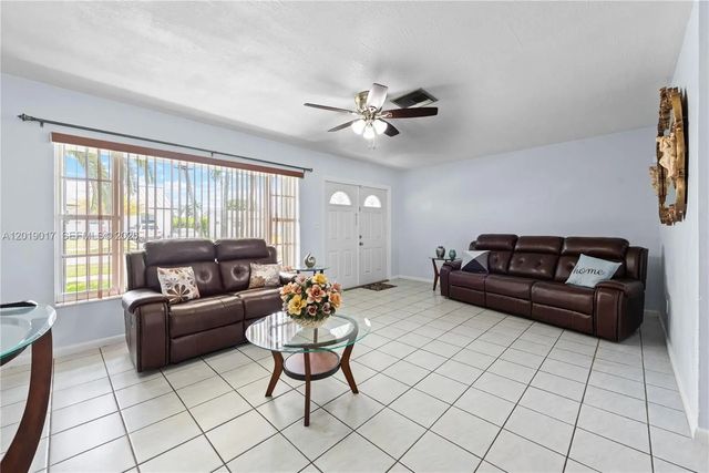 2 of 29 - 731 Nw 17th Street, Homestead, FL