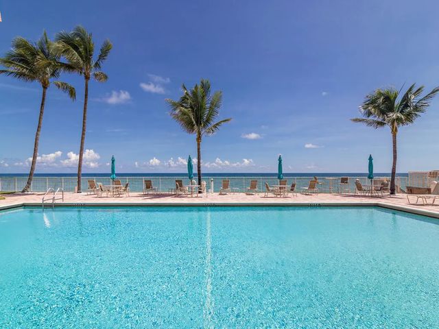 3520 S Ocean Boulevard #h404, South Palm Beach