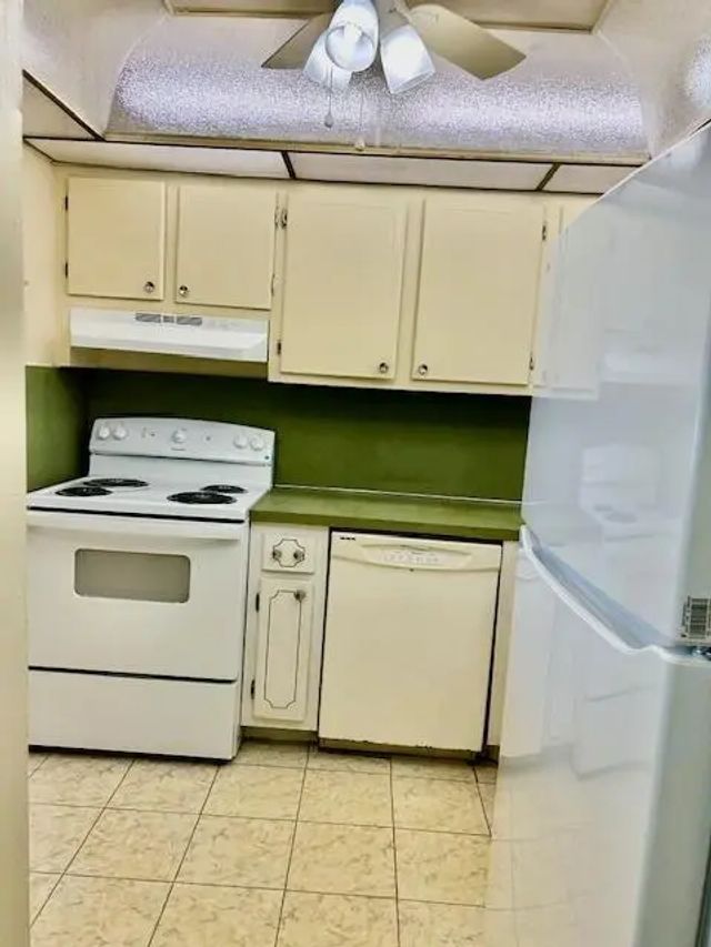 3 of 20 - 7960 Sunrise Lakes Drive N #205, Sunrise, FL