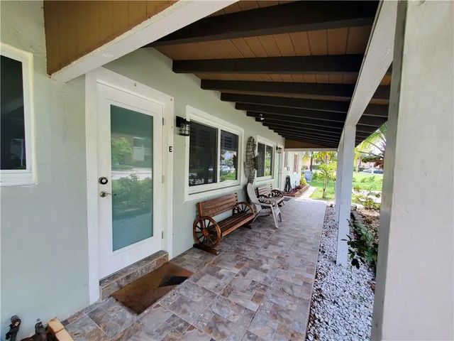 4 of 40 - 3204 Ne 6th Street, Pompano Beach, FL