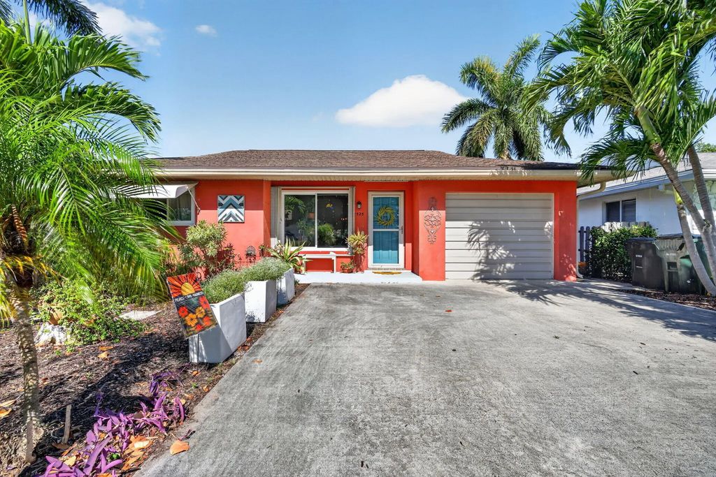 1525 N M Street, Lake Worth Beach