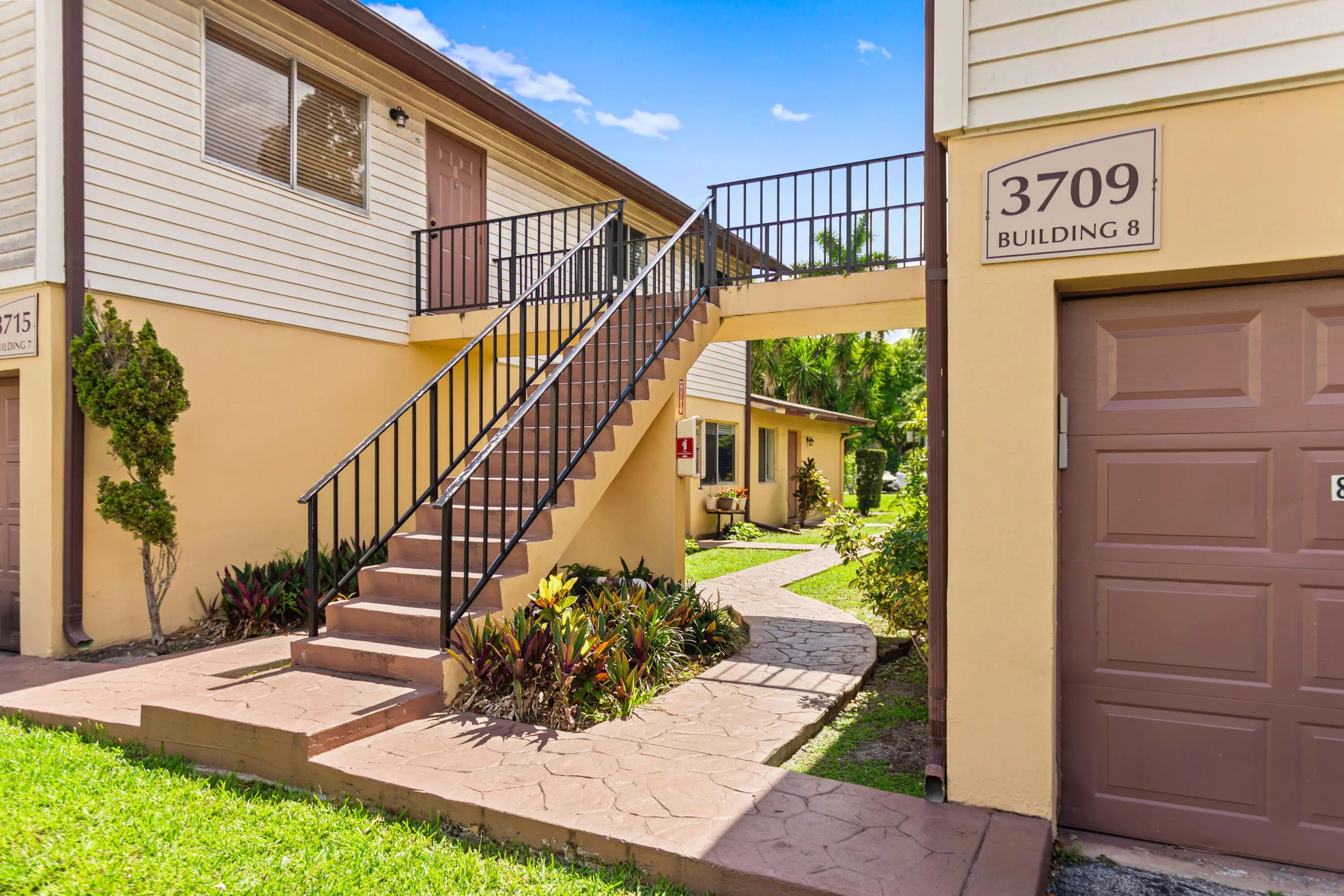 3709 Nw 84th Avenue, Sunrise