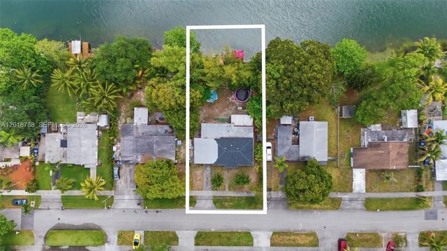 3 of 21 - 4621 Sw 31st Drive, West Park, FL