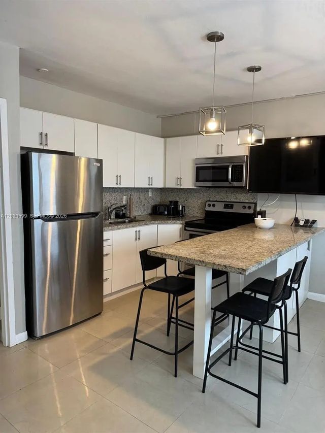 6767 Indian Creek Drive #11, Miami Beach