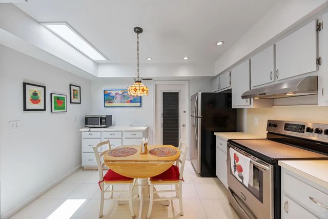 5 of 25 - 22 Ridge Pointe Drive #c, Boynton Beach, FL