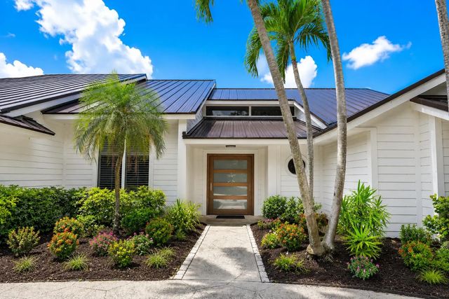 3 of 17 - 10290 Se Banyan Way, Jupiter, FL