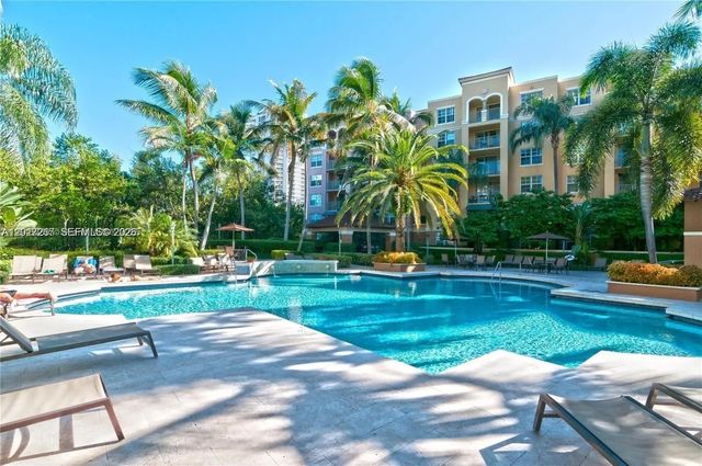 5 of 13 - 19555 E Country Club Drive #8502, Aventura, FL