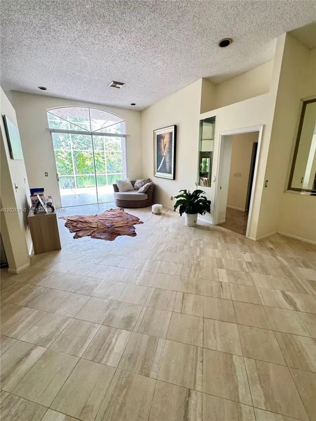 3 of 15 - 131 Sw 178th Way, Pembroke Pines, FL