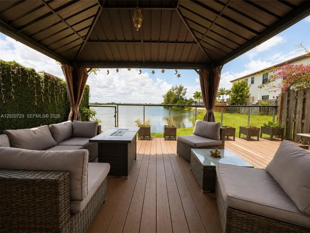 3 of 16 - 20636 Ne 5th Place, Miami, FL