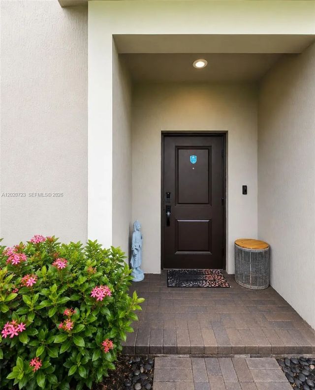 4 of 16 - 20636 Ne 5th Place, Miami, FL