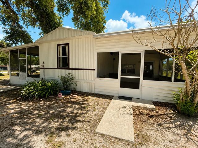 2 of 17 - 482 Palmetto Avenue, Palmdale, FL