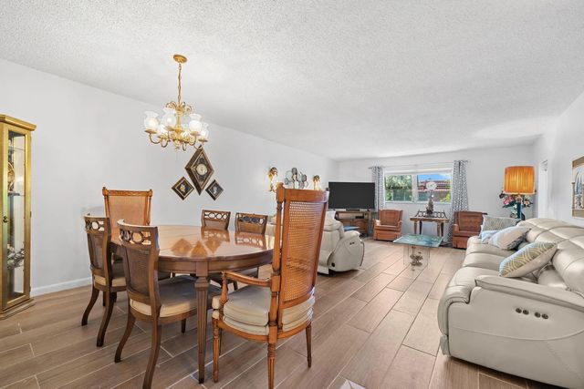 3 of 18 - 2271 Nw 48th Terrace #207, Lauderhill, FL