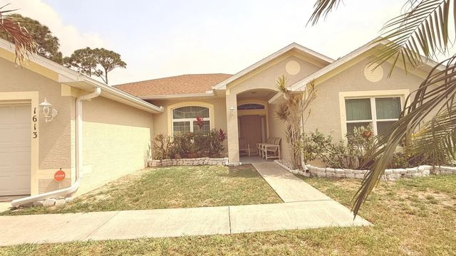 1613 Sw Whipple Avenue, Port St. Lucie