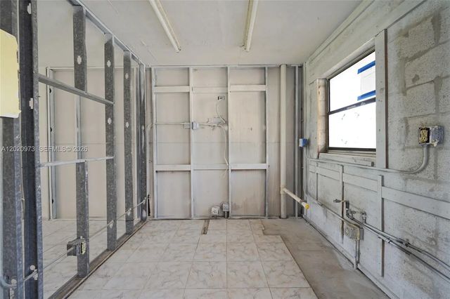 4 of 48 - 10466 Sunrise Lakes Boulevard #107, Sunrise, FL