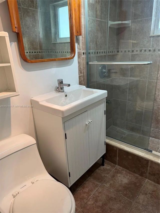 5 of 8 - 500 77th Street #2, Miami Beach, FL