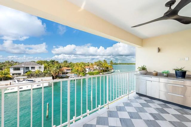 3 of 33 - 10180 W Bay Harbor Drive #4a, Bay Harbor Islands, FL
