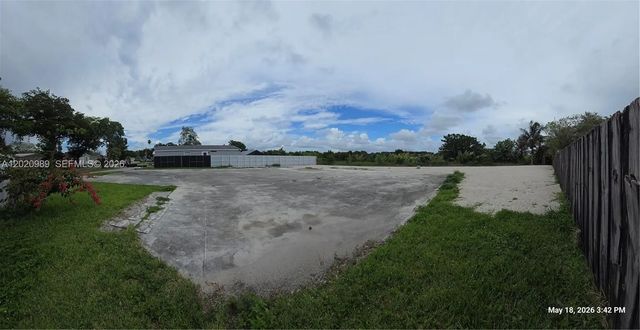 5 of 10 - 21740 Nw 1st Street, Pembroke Pines, FL