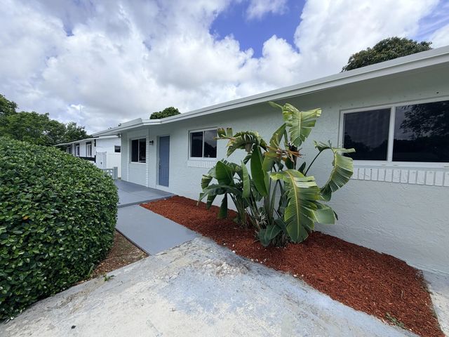 2811 Nw 8th Street, Pompano Beach