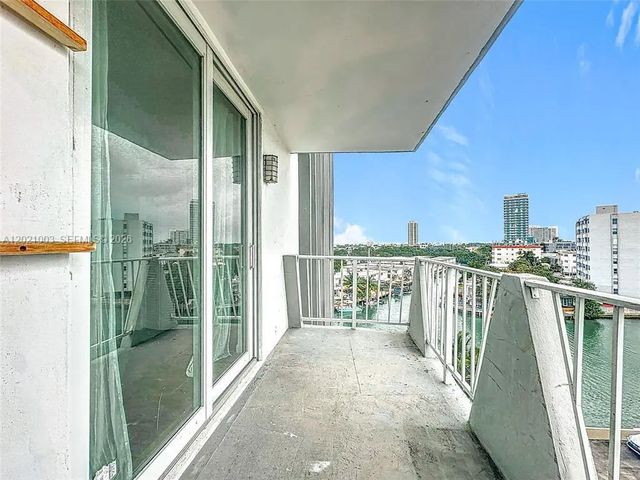7133 Bay Drive #705, Miami Beach